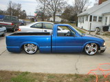 lowrider.com - Droped At Birth - Chevrolet S-10 (1996)
